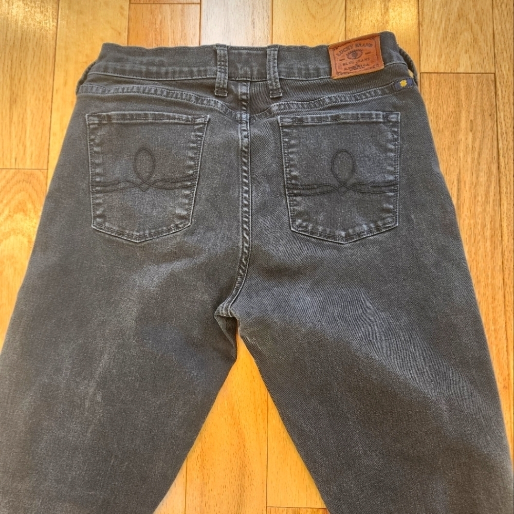 NWOT LUCKY BRAND Sofia Skinny Black Jeans Size 29/8